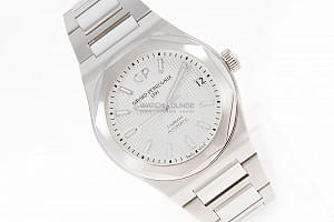 12930_watchlounge_lo.jpg