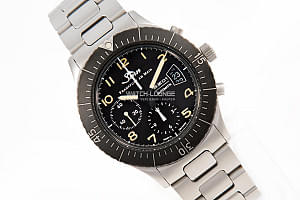 12962_watchlounge_lo.jpg