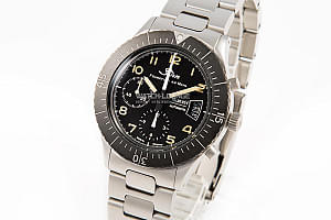12965_watchlounge_lo.jpg