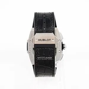 12975_watchlounge_lo.jpg
