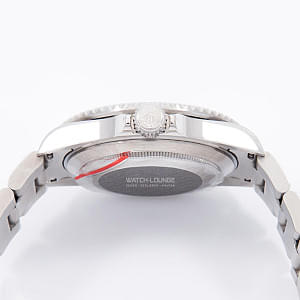 12976_watchlounge_lo.jpg