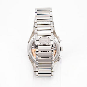 13000_watchlounge_lo.jpg