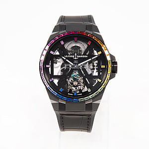 13004_watchlounge_lo.jpg