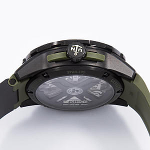 13018_watchlounge_lo.jpg