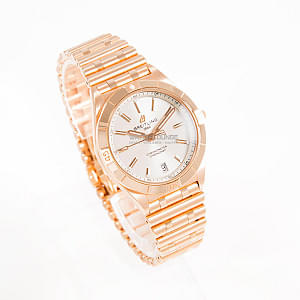 13028_watchlounge_lo.jpg