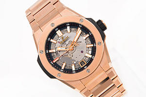 13037_watchlounge_lo.jpg