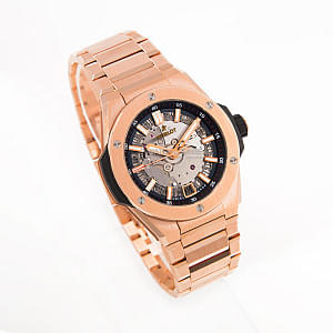 13039_watchlounge_lo.jpg