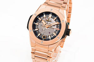 13040_watchlounge_lo.jpg