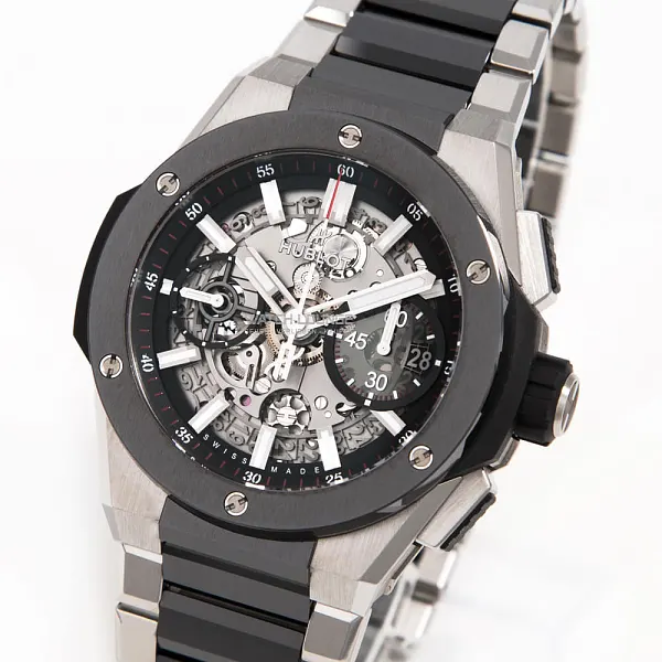13047_watchlounge_lo_1.jpg