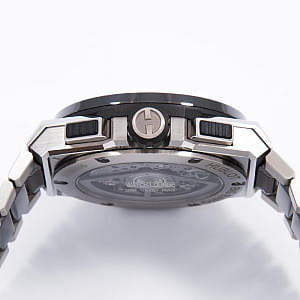 13052_watchlounge_lo.jpg