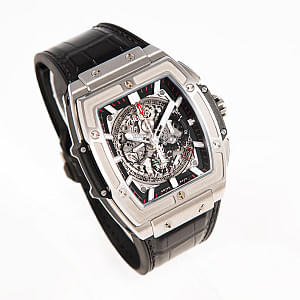 13061_watchlounge_lo.jpg