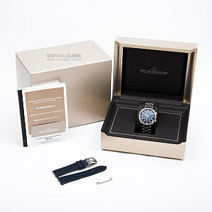 13079_watchlounge_lo.jpg