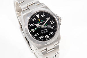 13088_watchlounge_lo.jpg