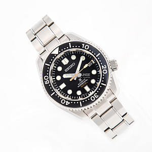 13097_watchlounge_lo.jpg