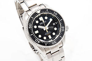 13099_watchlounge_lo.jpg