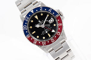 13120_watchlounge_lo.jpg