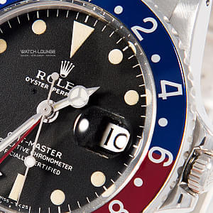 13135_watchlounge_lo.jpg