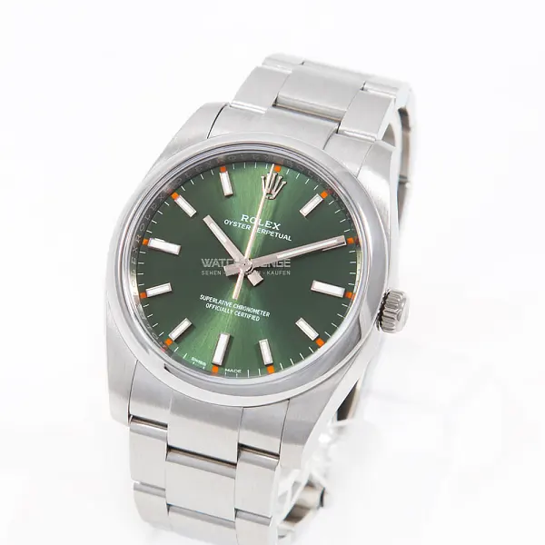 13136_watchlounge_lo_1.jpg
