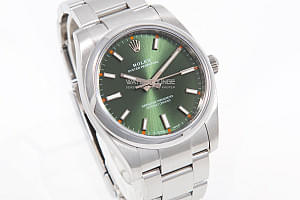 13139_watchlounge_lo.jpg