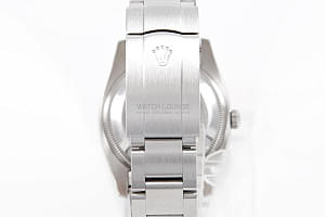 13144_watchlounge_lo.jpg
