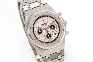 13160_watchlounge_lo.jpg
