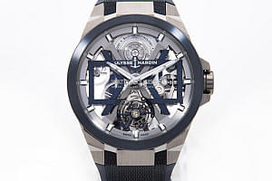 13169_watchlounge_lo.jpg