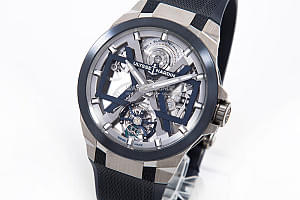 13171_watchlounge_lo.jpg