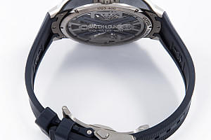 13175_watchlounge_lo.jpg