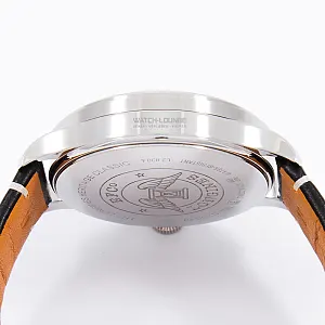 13210_watchlounge_lo.jpg