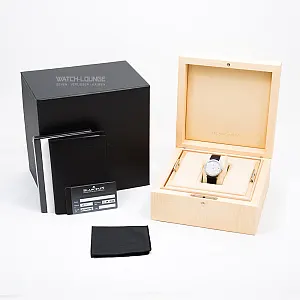 13226_watchlounge_lo.jpg