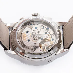 13245_watchlounge_lo.jpg