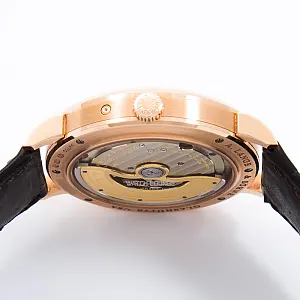 13254_watchlounge_lo.jpg