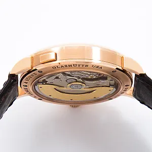 13255_watchlounge_lo.jpg