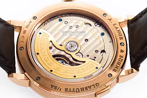 13256_watchlounge_lo.jpg