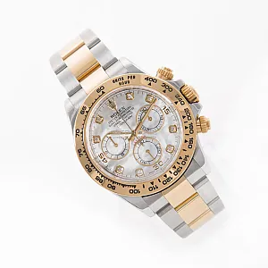 13261_watchlounge_lo.jpg