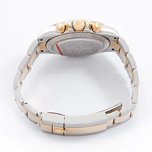 13272_watchlounge_lo.jpg
