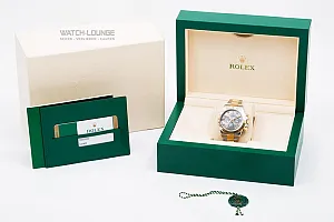 13274_watchlounge_lo.jpg
