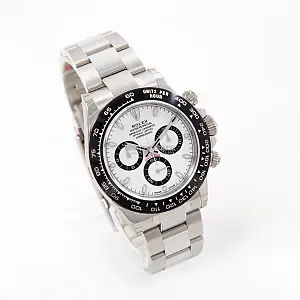 13279_watchlounge_lo.jpg