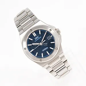13300_watchlounge_lo.jpg