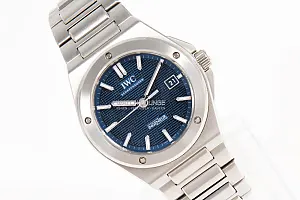 13300_watchlounge_lo.jpg