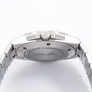 13304_watchlounge_lo.jpg