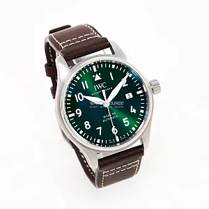 13312_watchlounge_lo.jpg