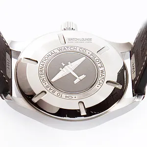 13316_watchlounge_lo.jpg