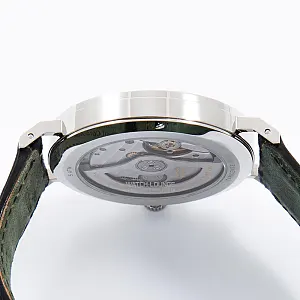 13327_watchlounge_lo.jpg