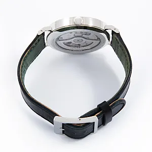 13329_watchlounge_lo.jpg