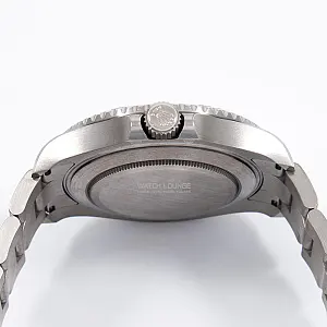 13337_watchlounge_lo.jpg