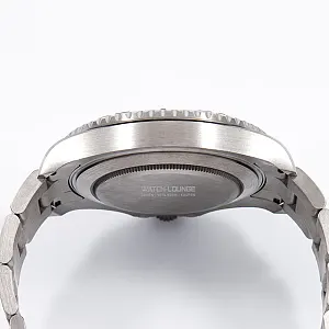 13338_watchlounge_lo.jpg