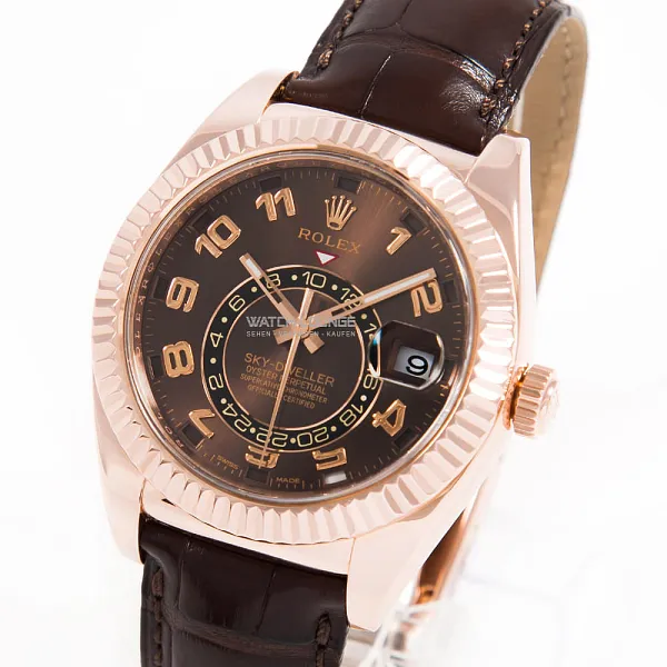 13353_watchlounge_lo_1.jpg