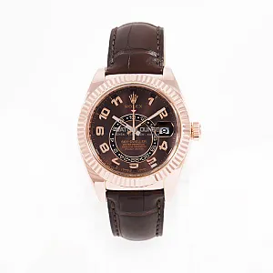 13355_watchlounge_lo.jpg