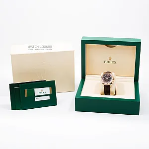 13362_watchlounge_lo.jpg
